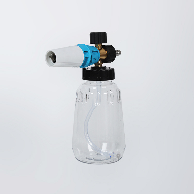 Vysokotlaká mycí pistole a hrnec pěny