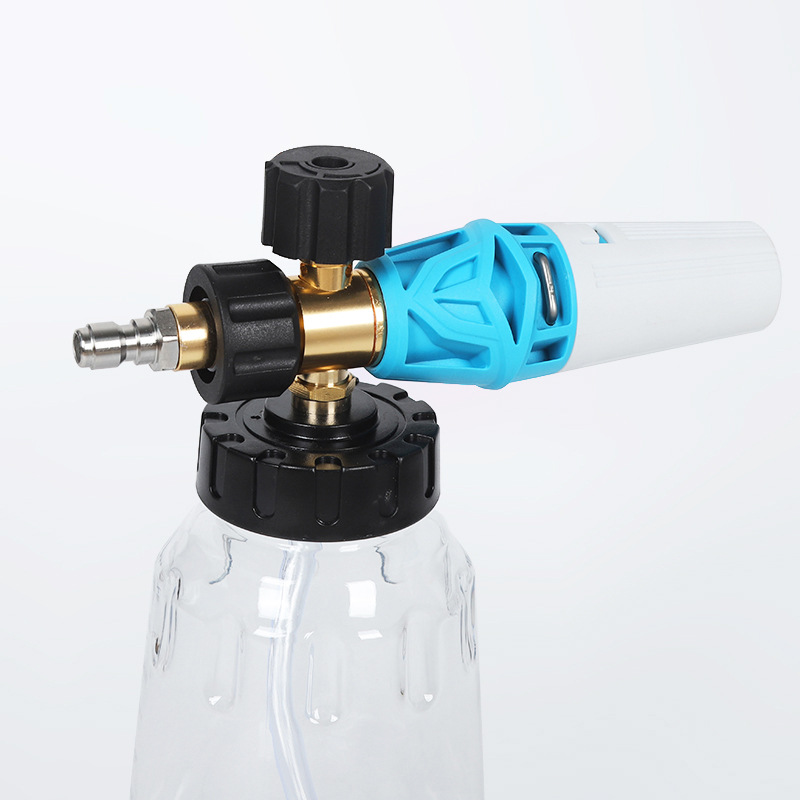 Vysokotlaká mycí pistole a hrnec pěny