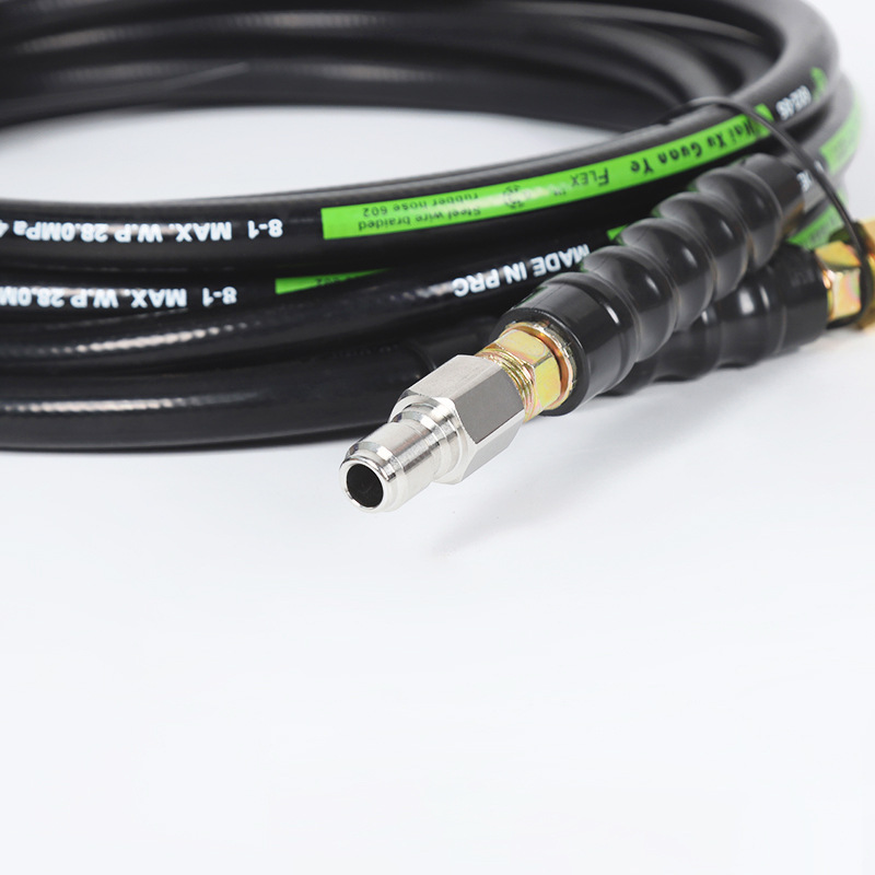 Unclogging vysokotlaké vodní potrubí v domácnostech